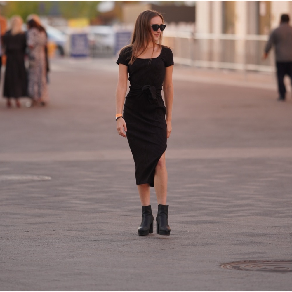 Meet your Posher, Lyvia